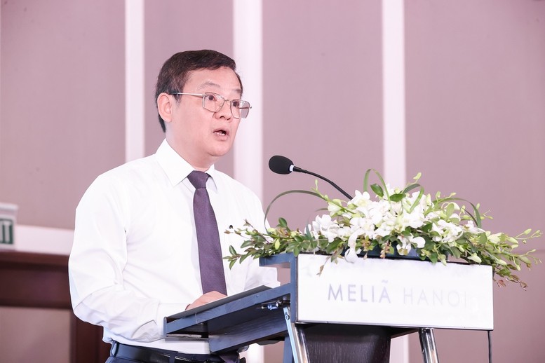 Tìm giải pháp giúp hơn 500.000 người chờ ghép giác mạc