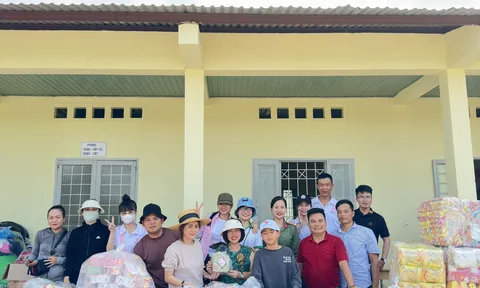 "Trung thu cho em - 2023" tại xã nghèo ở vùng núi cao Tây Nguyên