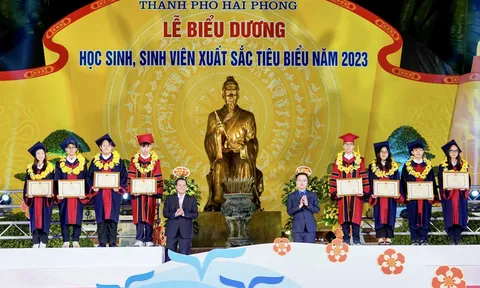 Hải Phòng trích 1,32 tỷ đồng khen thưởng 132 học sinh, sinh viên xuất sắc năm 2023