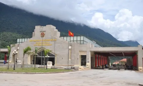 Kim ngạch xuất nhập khẩu qua Cửa khẩu quốc tế Cha Lo đạt hơn 2 tỷ USD