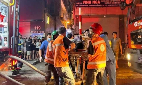 Thủ tướng chỉ đạo khẩn trương khắc phục hậu quả, điều tra nguyên nhân vụ cháy tại phố Trung Kính (Hà Nội)