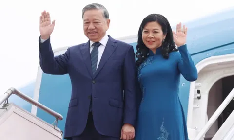 Tổng Bí thư Tô Lâm và Phu nhân Ngô Phương Ly bắt đầu thăm chính thức Cộng hòa Singapore