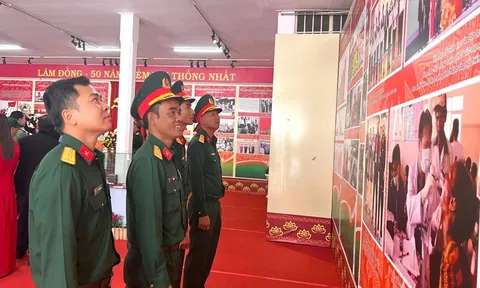 Triển lãm “Lâm Đồng - 50 năm niềm vui thống nhất”