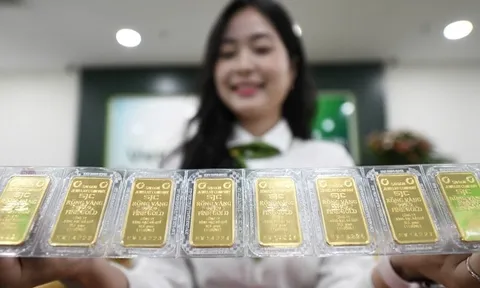 Giá vàng hôm nay (chiều 14-4): Vàng SJC tiếp tục lập kỷ lục